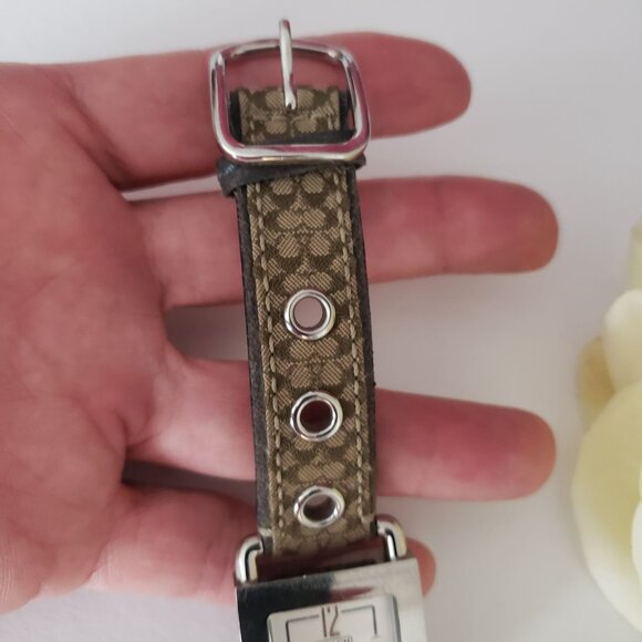 Vtg Coach Tank Watch Swiss Quartz Stainless Water Resistant Signature “C” Band - Picture 7 of 16